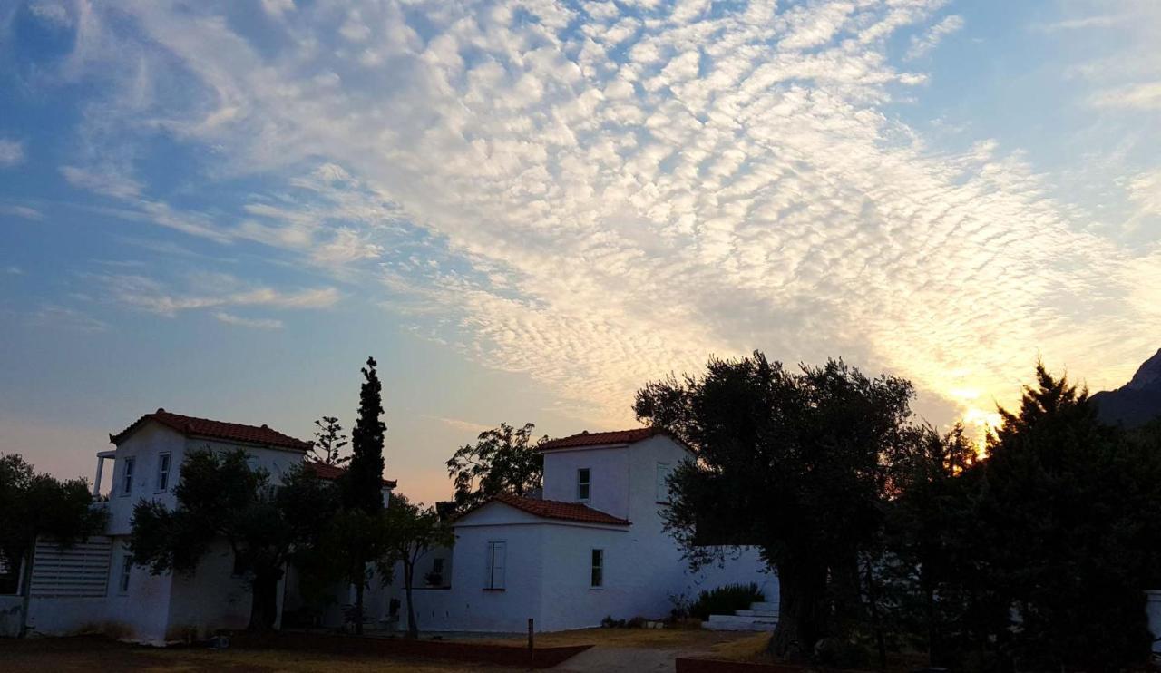 Loukoulos' Maisonette Marathokampos Luaran gambar