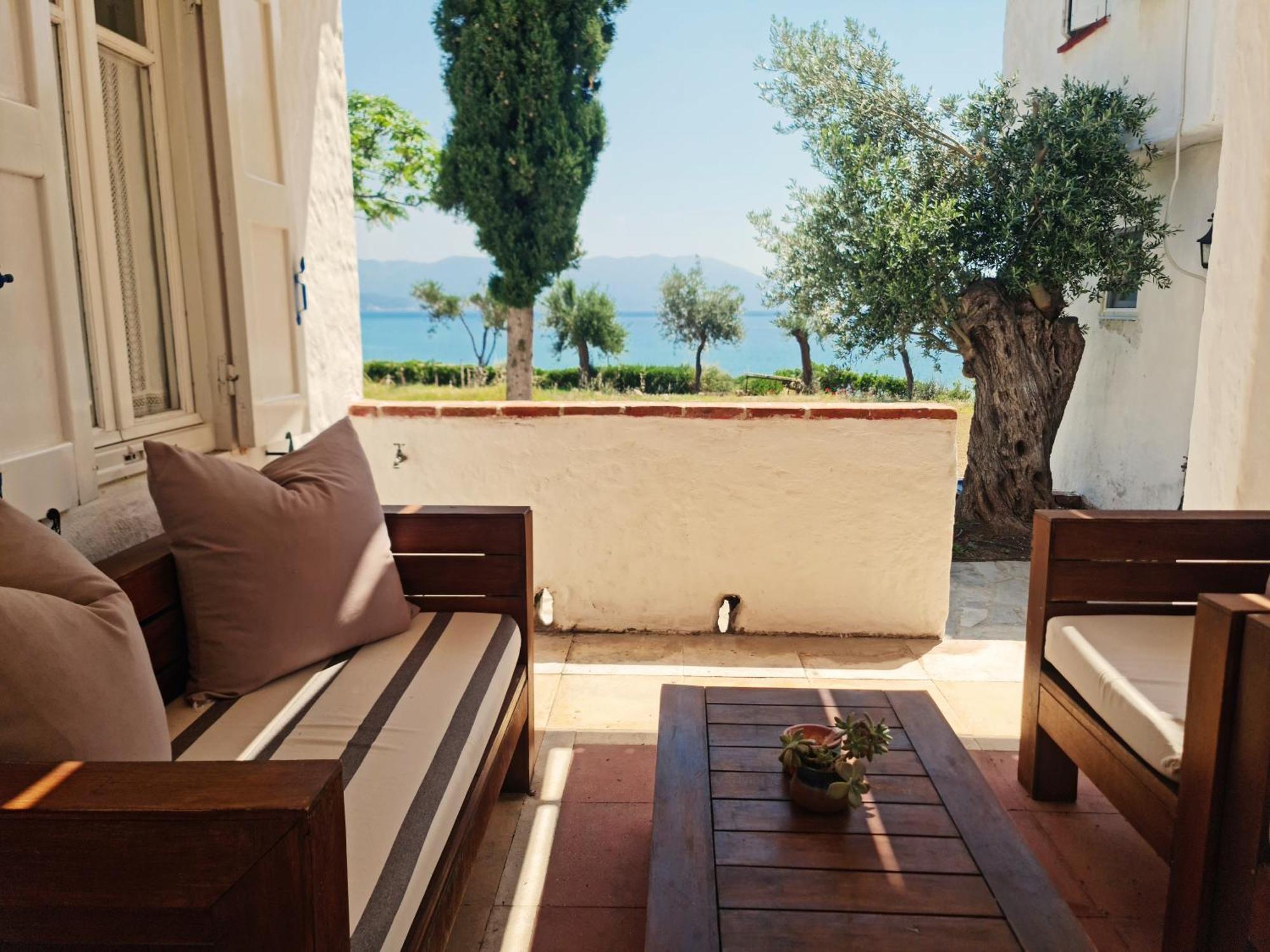 Loukoulos' Maisonette Marathokampos Luaran gambar