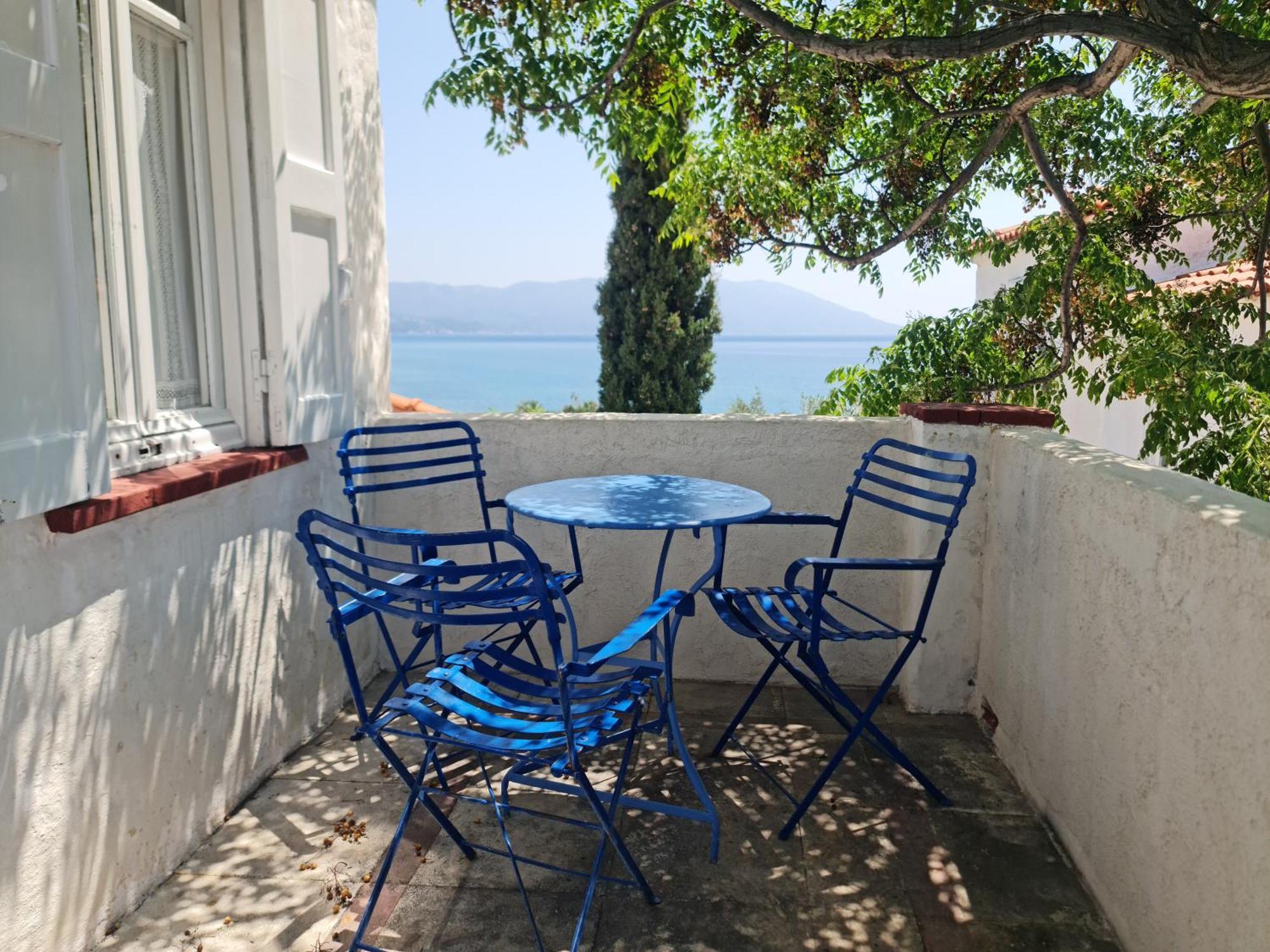 Loukoulos' Maisonette Marathokampos Luaran gambar