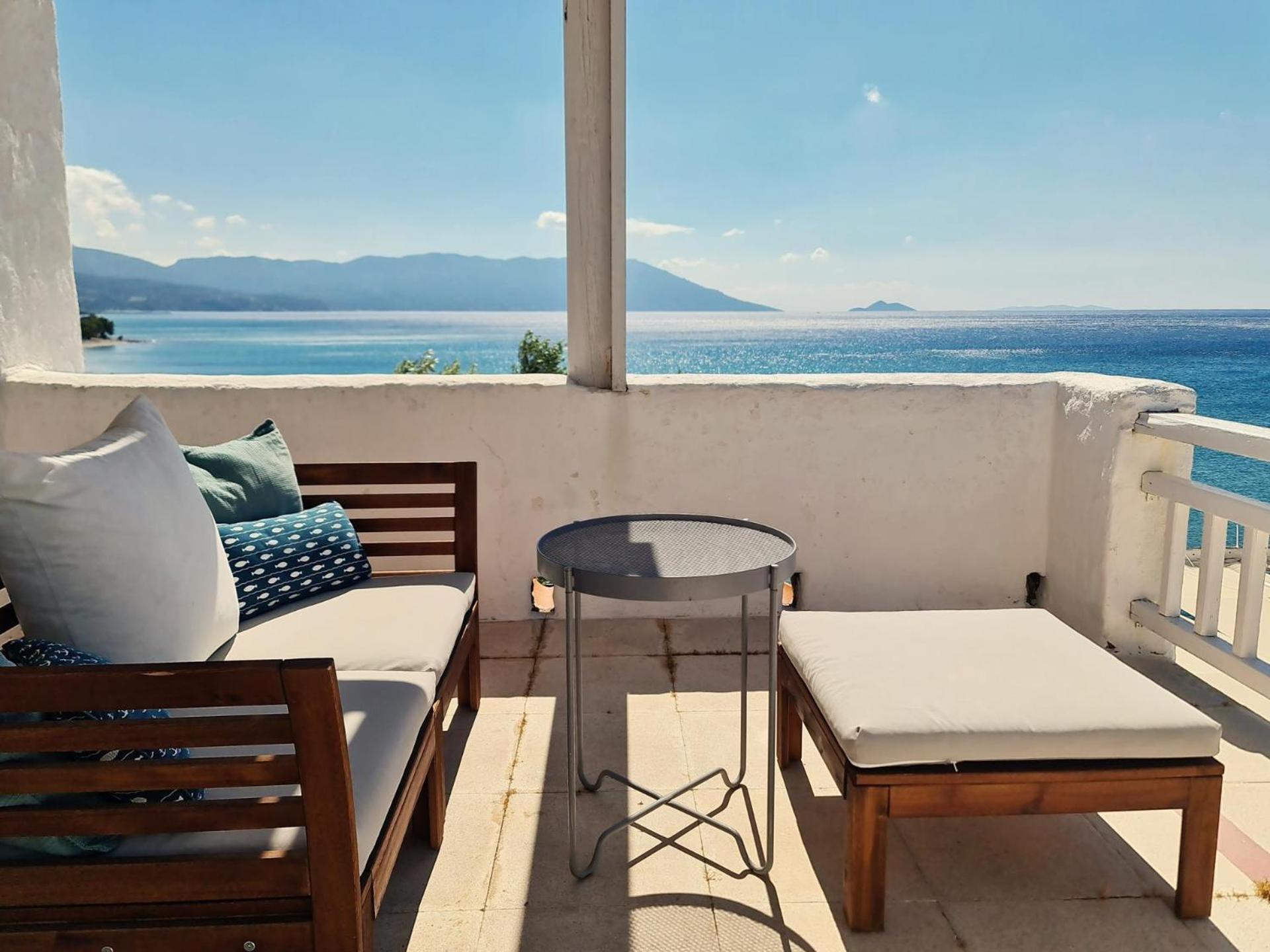 Loukoulos' Maisonette Marathokampos Luaran gambar